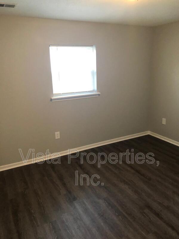 Building Photo - 4912 Saddlebrook Ln