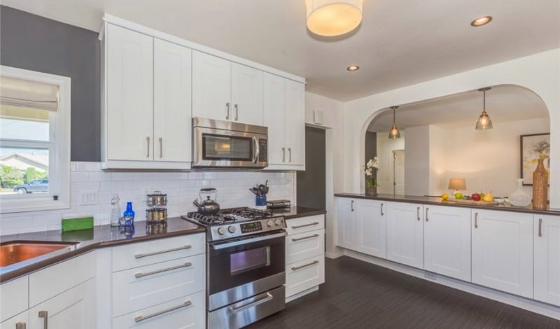 Building Photo - 405 N Peach Knoll