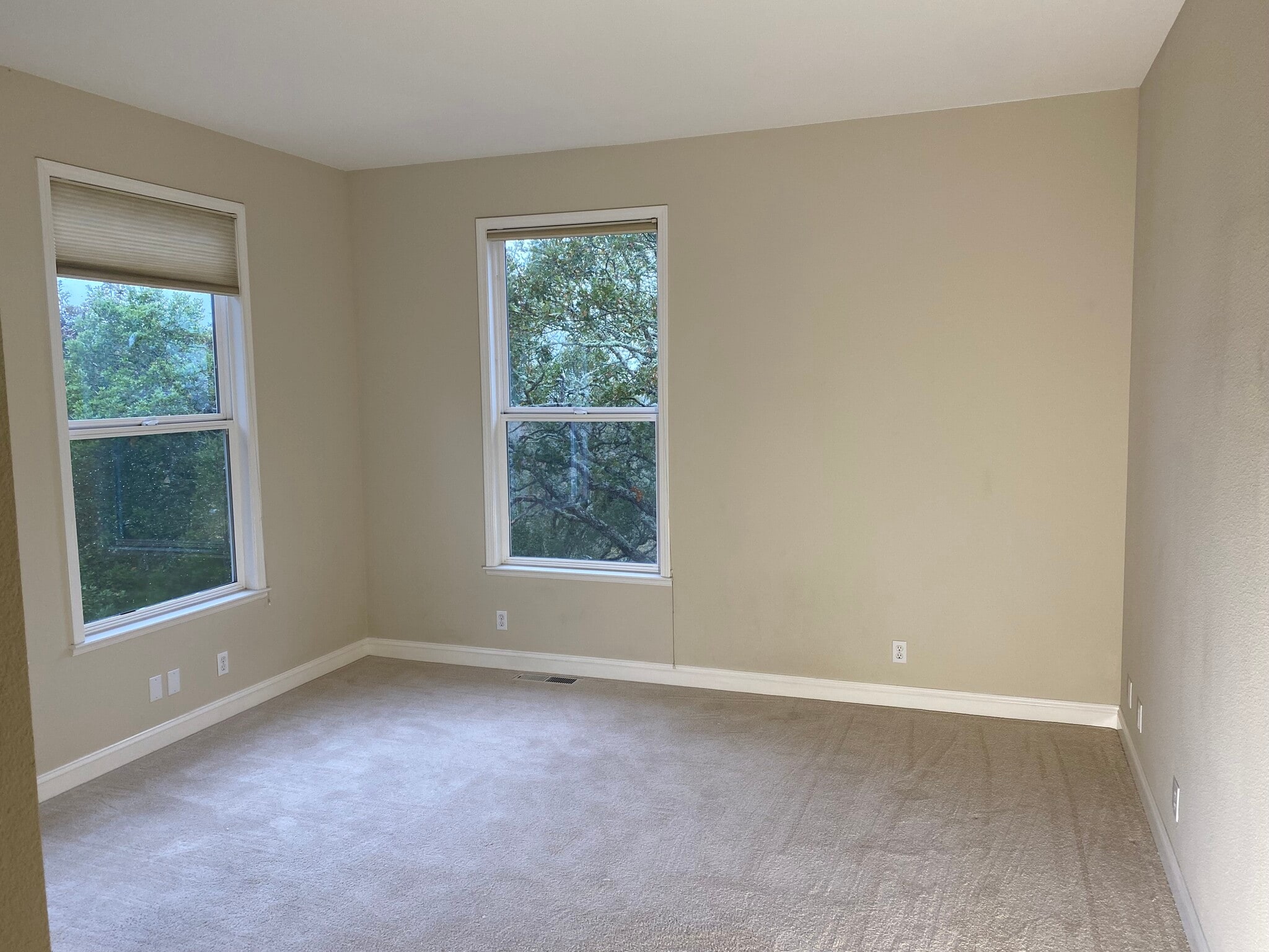 bedroom 1 - 2512 Laguna Vista Dr