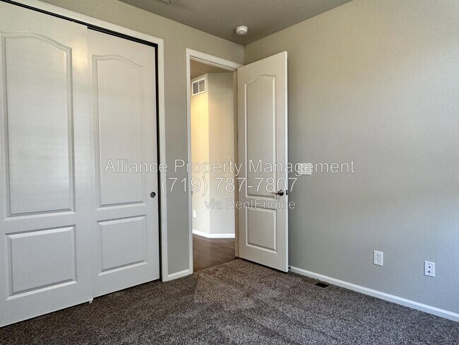 Building Photo - 2075 Bobcat Valley Ct