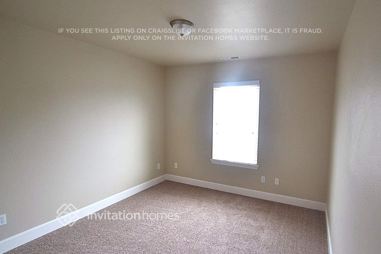 Building Photo - 15014 95th Ave E