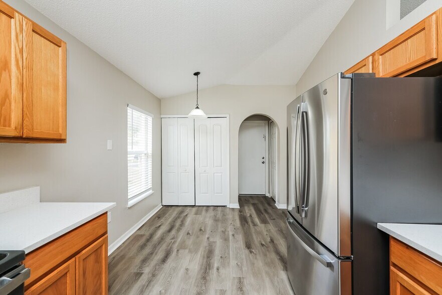 Building Photo - 12938 Bridleford Dr
