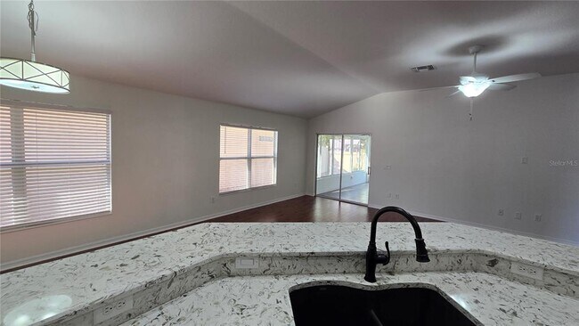 Building Photo - 2614 Dartford Terrace