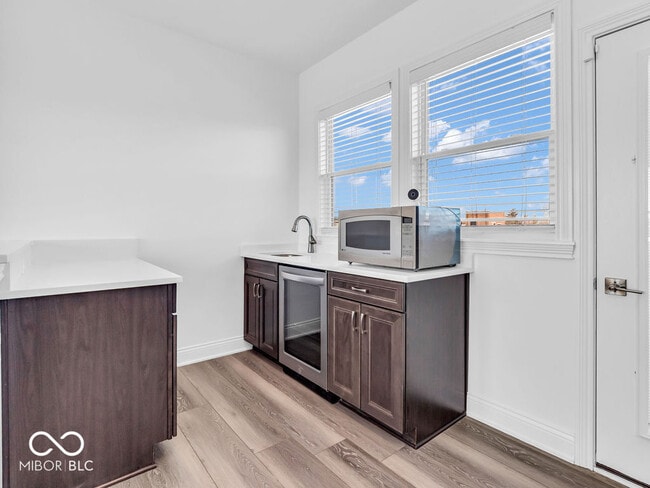 Building Photo - 962 Berkhamsted Ln