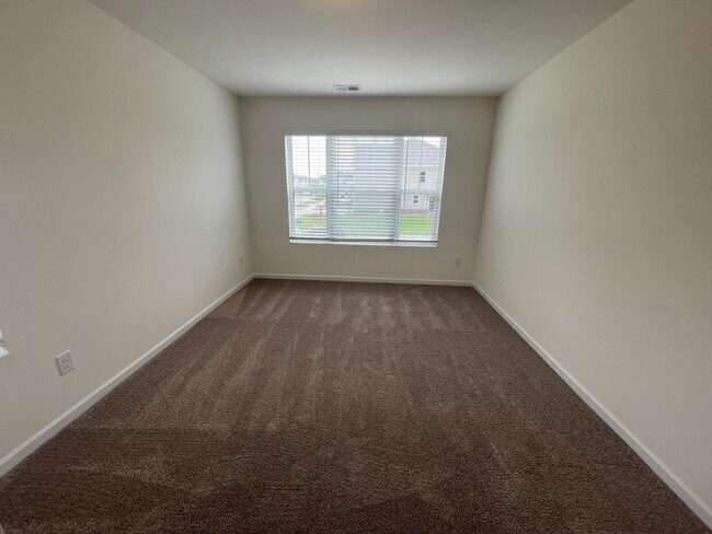 Building Photo - 347 Willowsford Dr