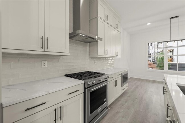 Building Photo - 673 soul Aly