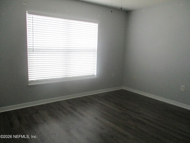 Building Photo - 738 N 5th St