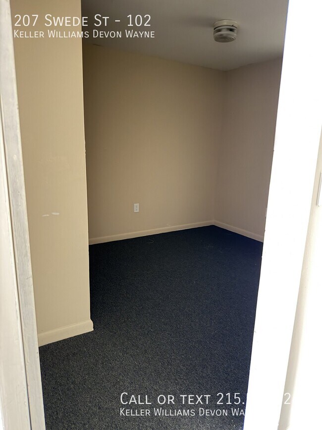 Building Photo - 207 Swede St
