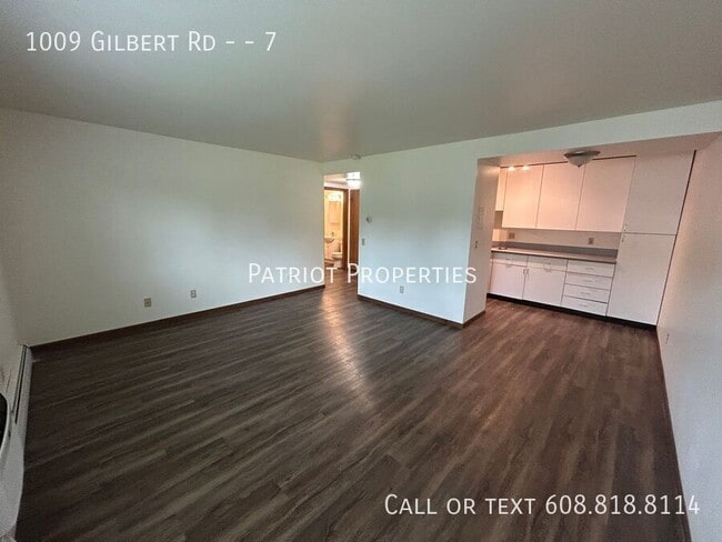 Building Photo - 1009 Gilbert Rd