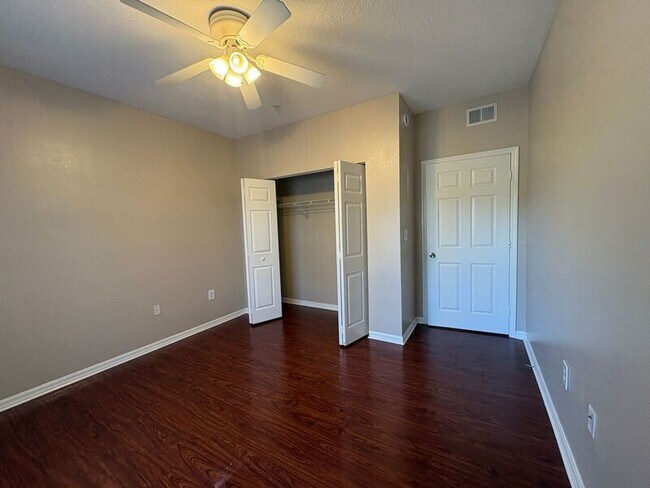 Building Photo - 5618 Pinnacle Heights Cir