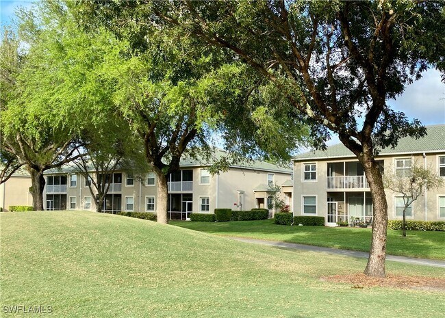 Building Photo - 3455 Laurelgreens Ln S