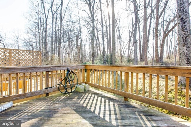 Building Photo - 8117 Ellen Way