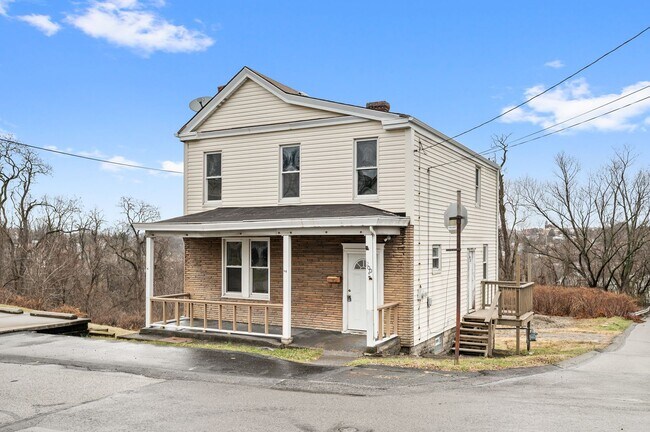 Building Photo - Newly Renovated 3 Bed, 2 Bath Single Family Home in Overbrook Area - Central AC, Off-Street Parki...
