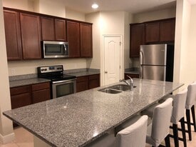 Building Photo - 8641 Via Tavoleria Way