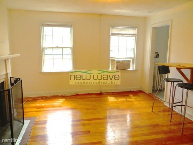 Building Photo - 12 Melrose St