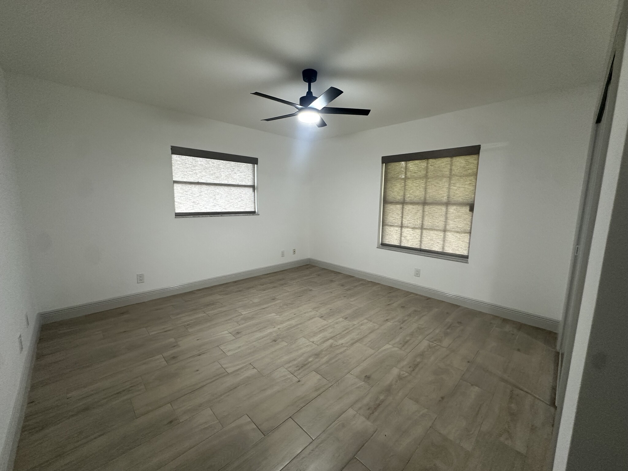 Secondary Bedroom - 3014 W Arch St