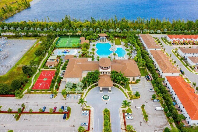 Building Photo - 8151 NW 104th Ave