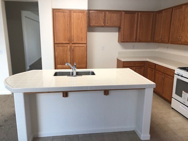 Building Photo - 124 Palermo Way