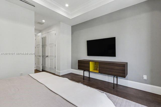 Building Photo - 2627 Castilla Isle