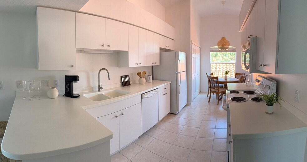 Building Photo - 26700 Rosewood Pointe Dr