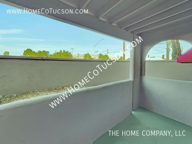 Building Photo - 3993 N Campbell Ave