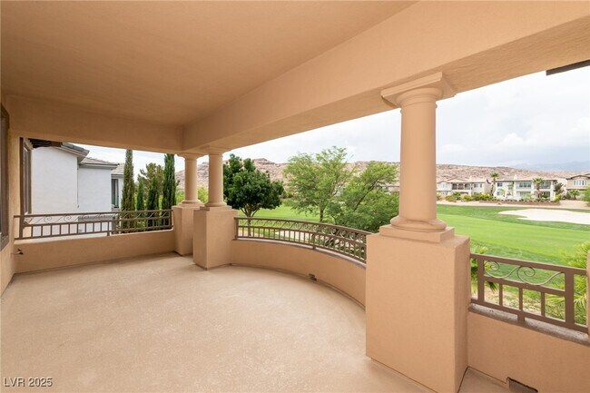 Building Photo - 2057 Orchard Mist St