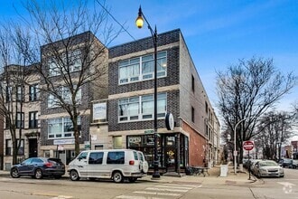 Building Photo - 2325 W Taylor St