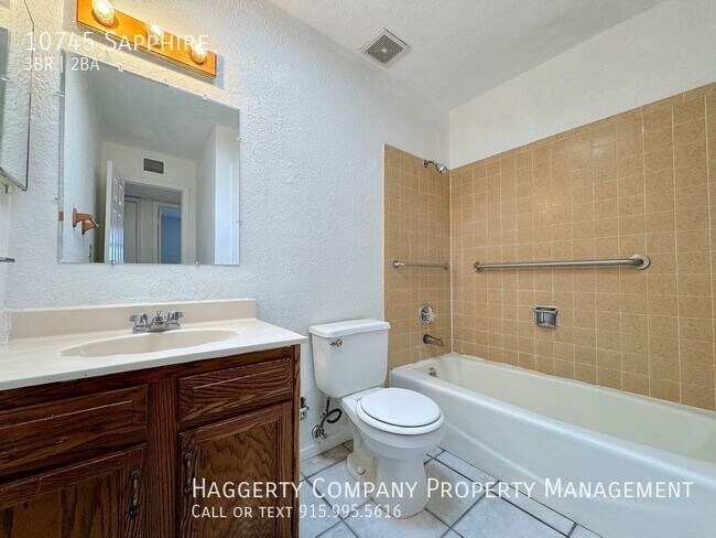 Building Photo - 10745 Sapphire-