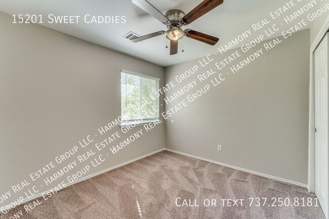Building Photo - 15201 Sweet Caddies Dr