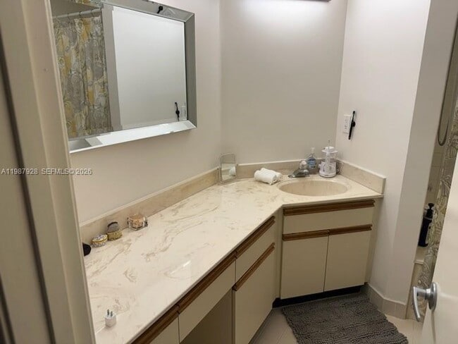 Building Photo - 3309 Water Oak Dr