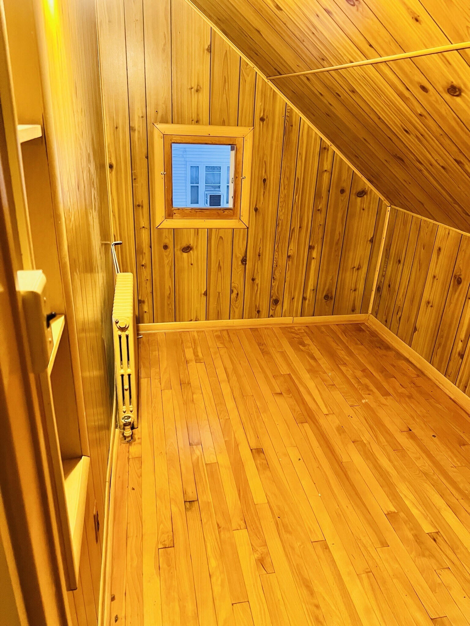 Building Photo - 1197 Albany St