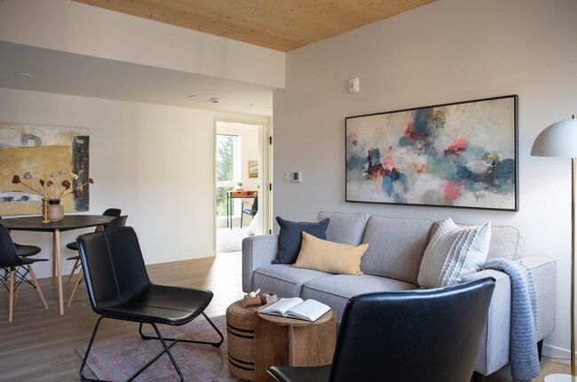 Primary Photo - Shortstack Mississippi