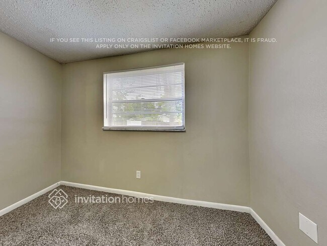 Building Photo - 614 Highview Cir S