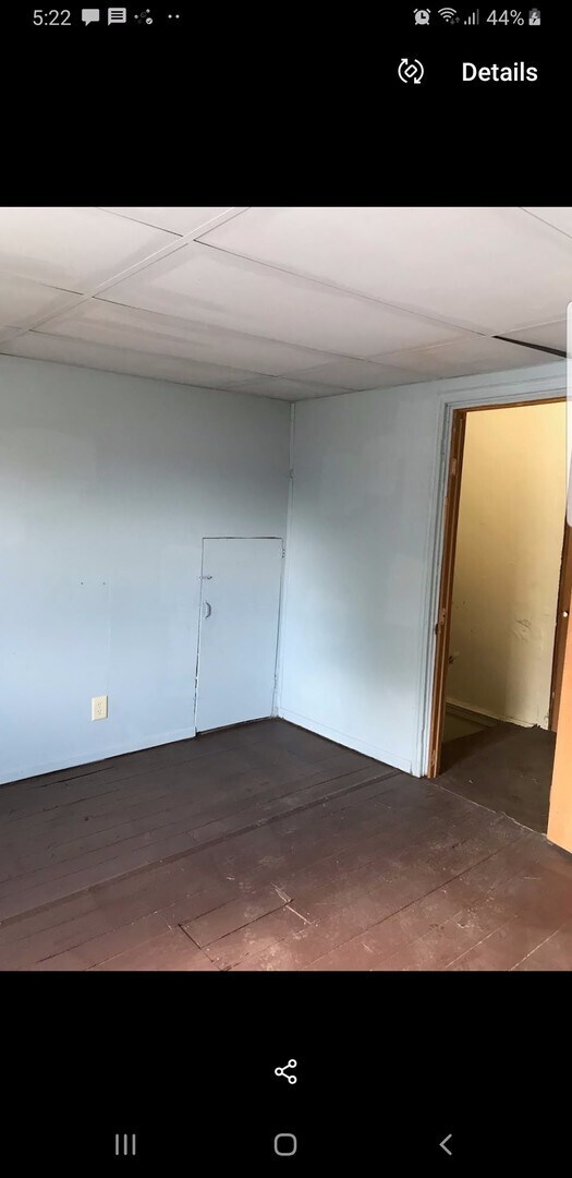 Building Photo - 3 bedroom 1 bath