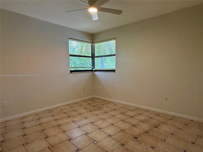 Building Photo - 101 Ocean Ln Dr