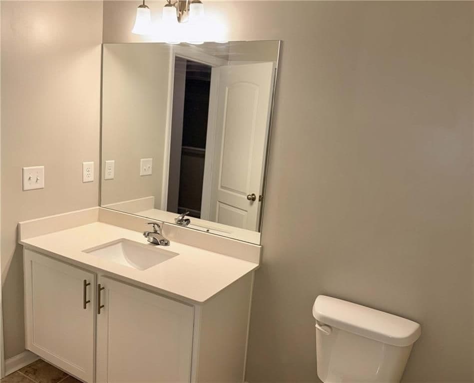 Building Photo - 480 Rockfern Ct