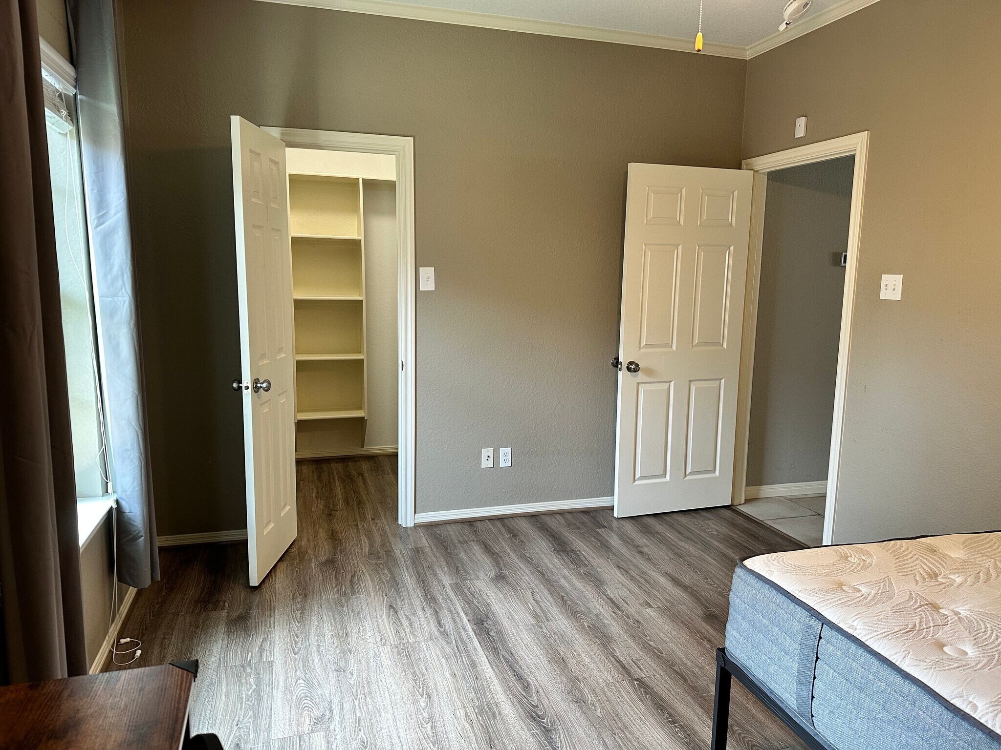 Building Photo - 2101 S 7th St