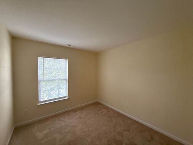 Building Photo - Summerfield Townhomes