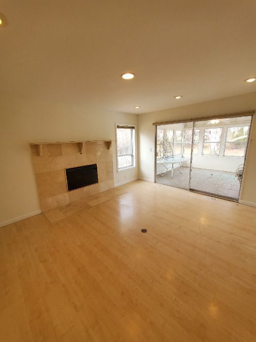 Building Photo - 8862 N Malibu Dr