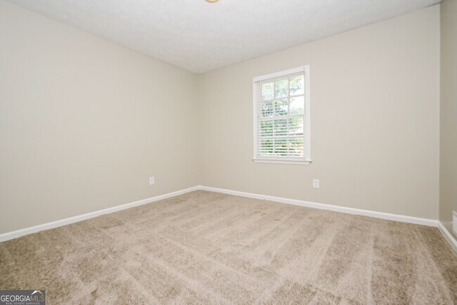 Building Photo - 976 Park Gate Pl