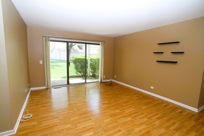 Building Photo - 99 Marble Hill Ct