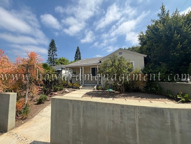 Building Photo - 01658CE