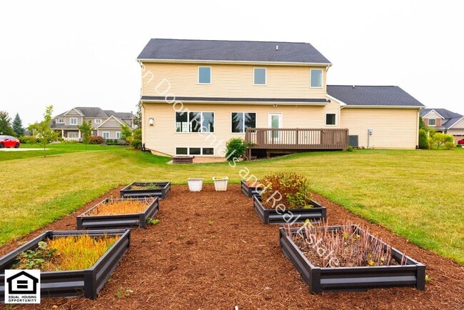 Building Photo - 13558 Paperbark Trail