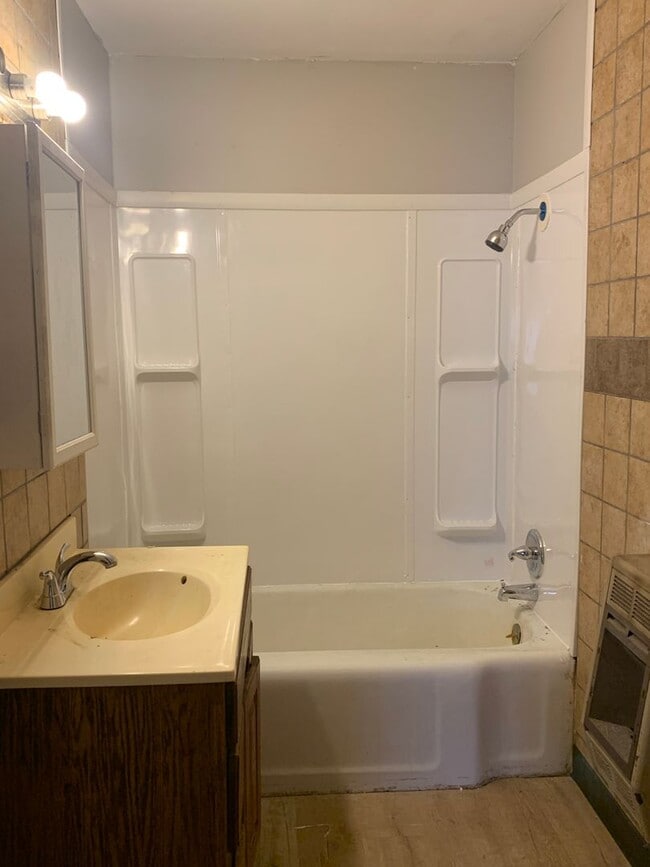 Building Photo - 621 N K St