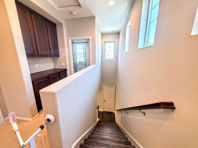 Building Photo - Gorgeous Home- Lots of Upgrades