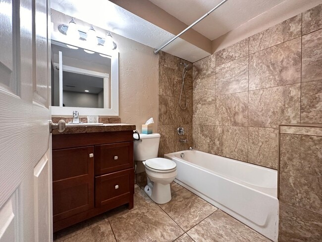 Building Photo - Great Lehi home Available Soon!