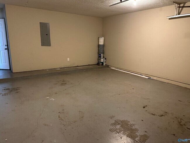 Building Photo - 115 Turnbrook Dr SW
