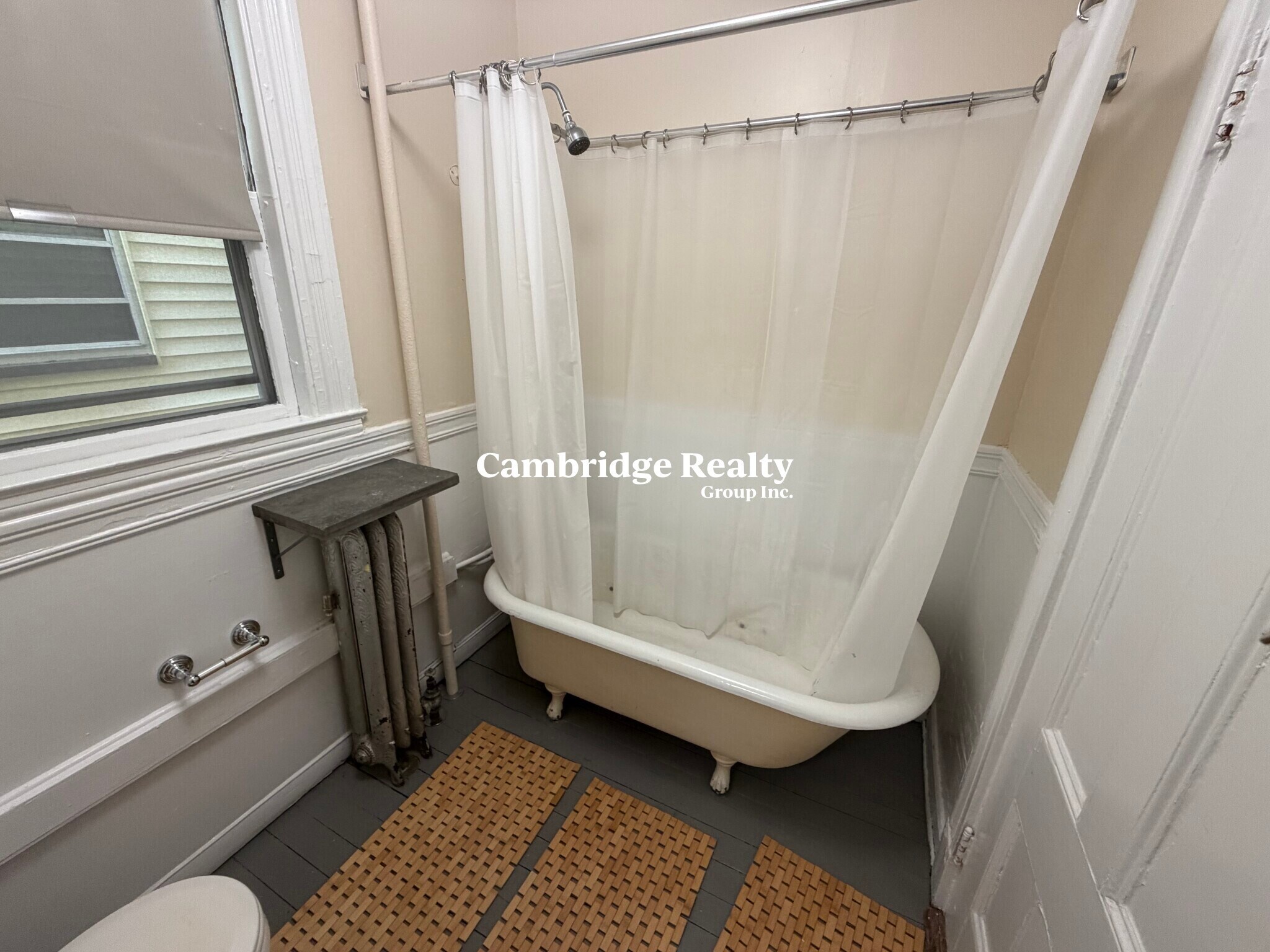 Building Photo - 75 Aldie St