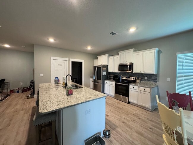 Building Photo - 2379 Cloudberry Dr