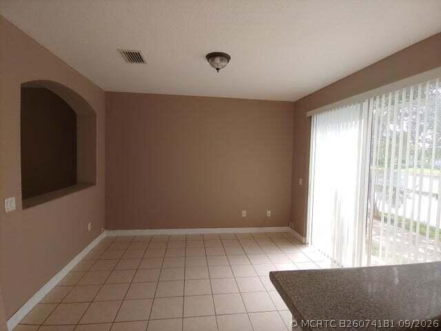 Building Photo - 2214 Shoma Dr